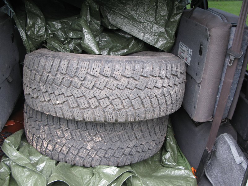 полный багажник колёс