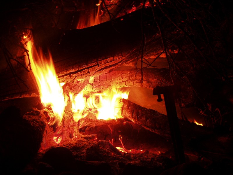 Магия огня.  Матсиранд 2009. Отдых в Эстонии, Матсиранд (пляж Матси, Matsirand).