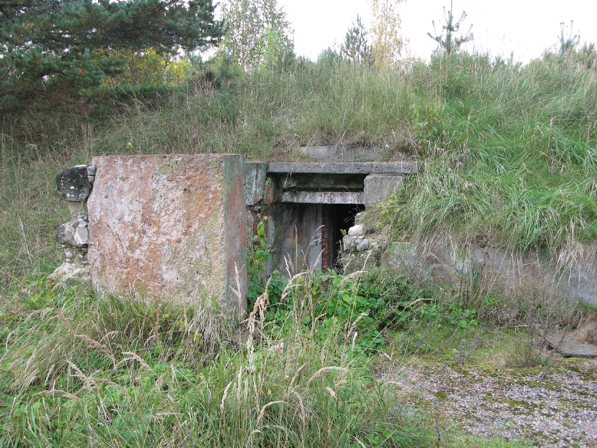 Вход,  Куллипеса.