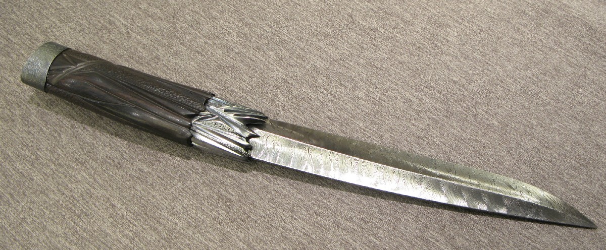 Roger Bergh. Helsinki Knife Show 2011.