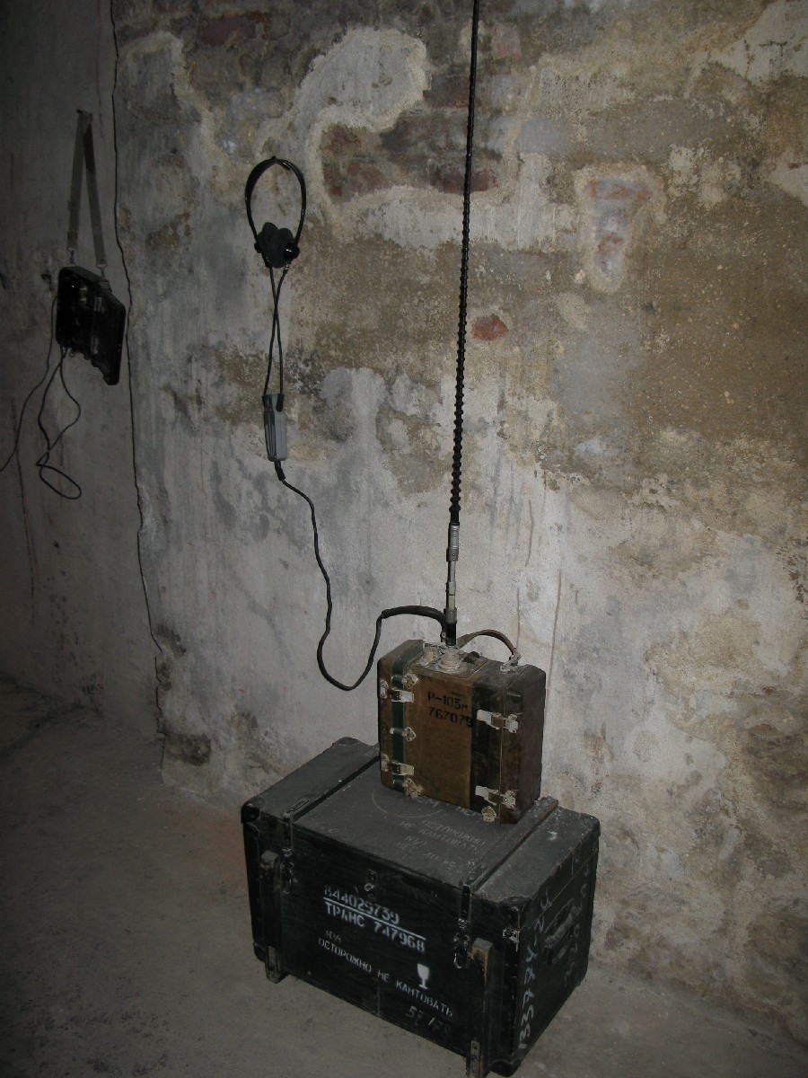 Пост военных связистов. Подземелья бастионов Кик-Ин-Де-Кёк.