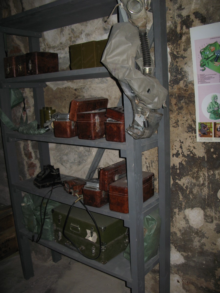 Пост военных связистов. Подземелья бастионов Кик-Ин-Де-Кёк.