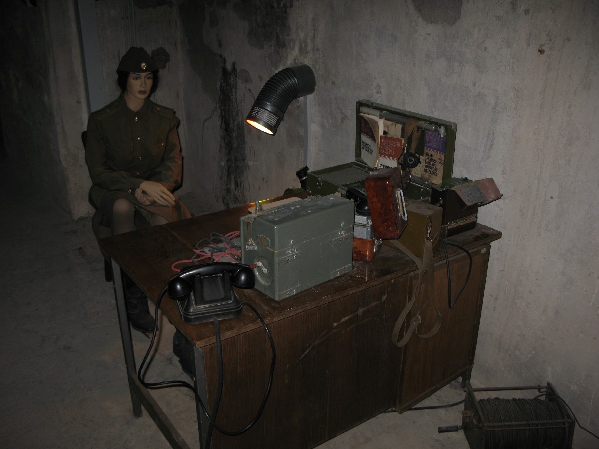 Пост военных связистов. Подземелья бастионов Кик-Ин-Де-Кёк.