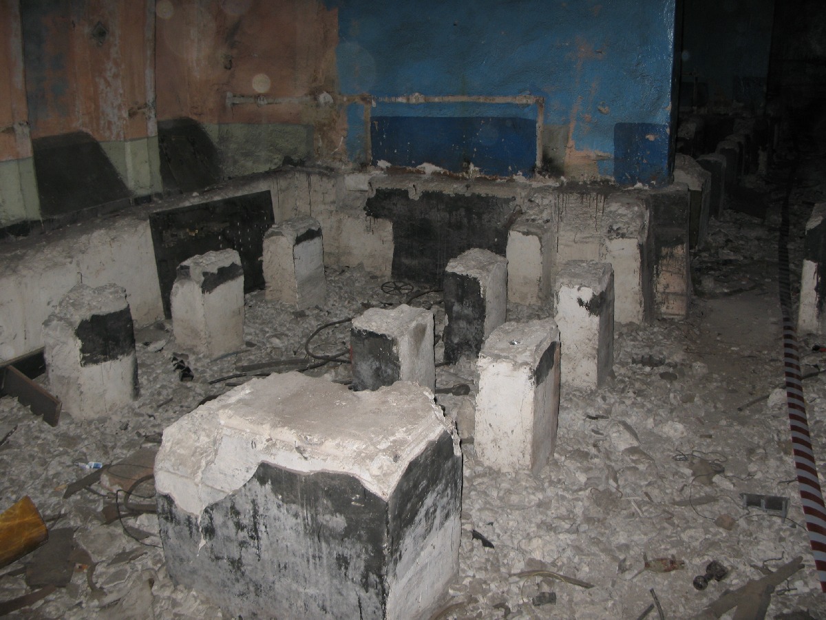 Тут была аппаратура. Катакомбы Лаагри. Войсковая часть 03116, командный пункт. Центр связи. Координаты: 59.344466,24.631305 .