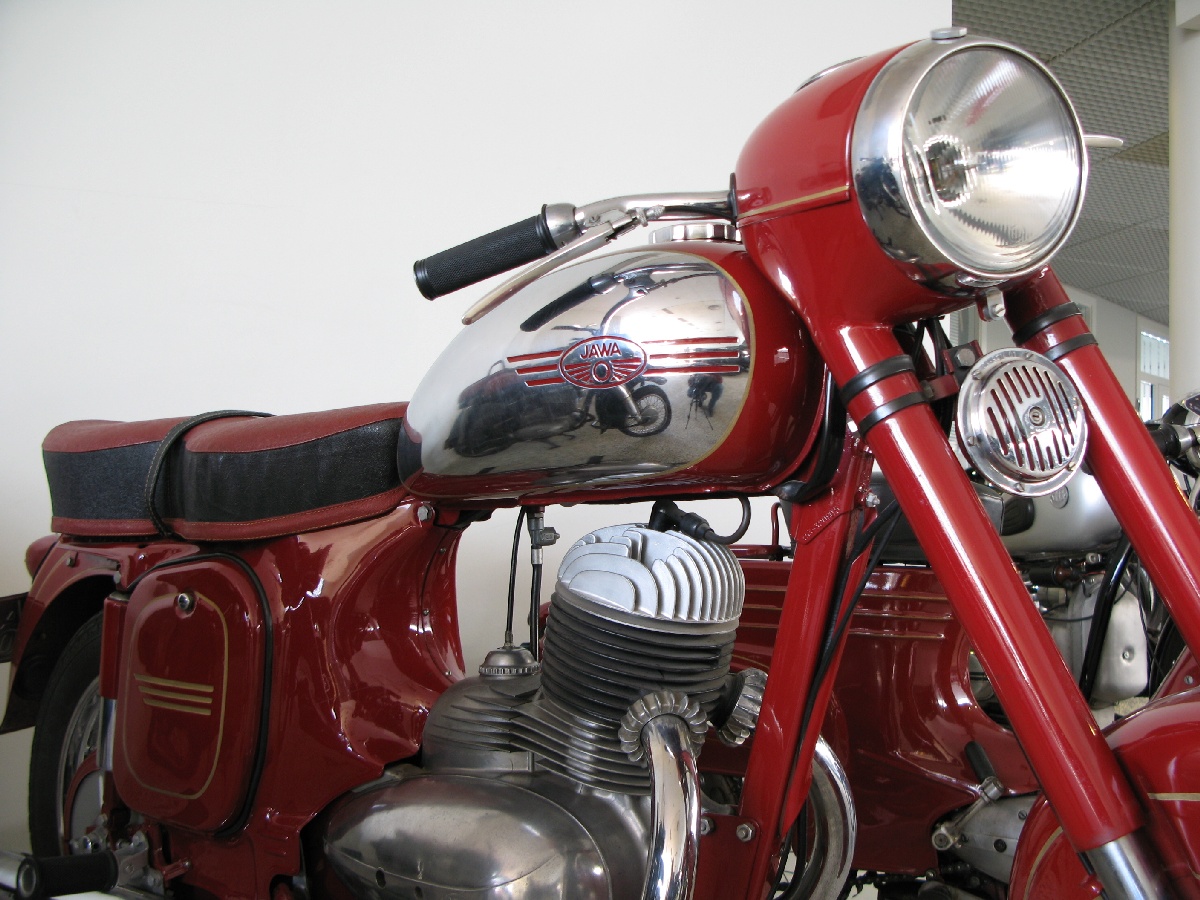 Мотоцикл JAWA. Рижский Моторный музей. 