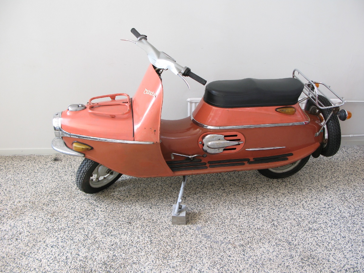 Мотоцикл Cezeta. Рижский Моторный музей. 