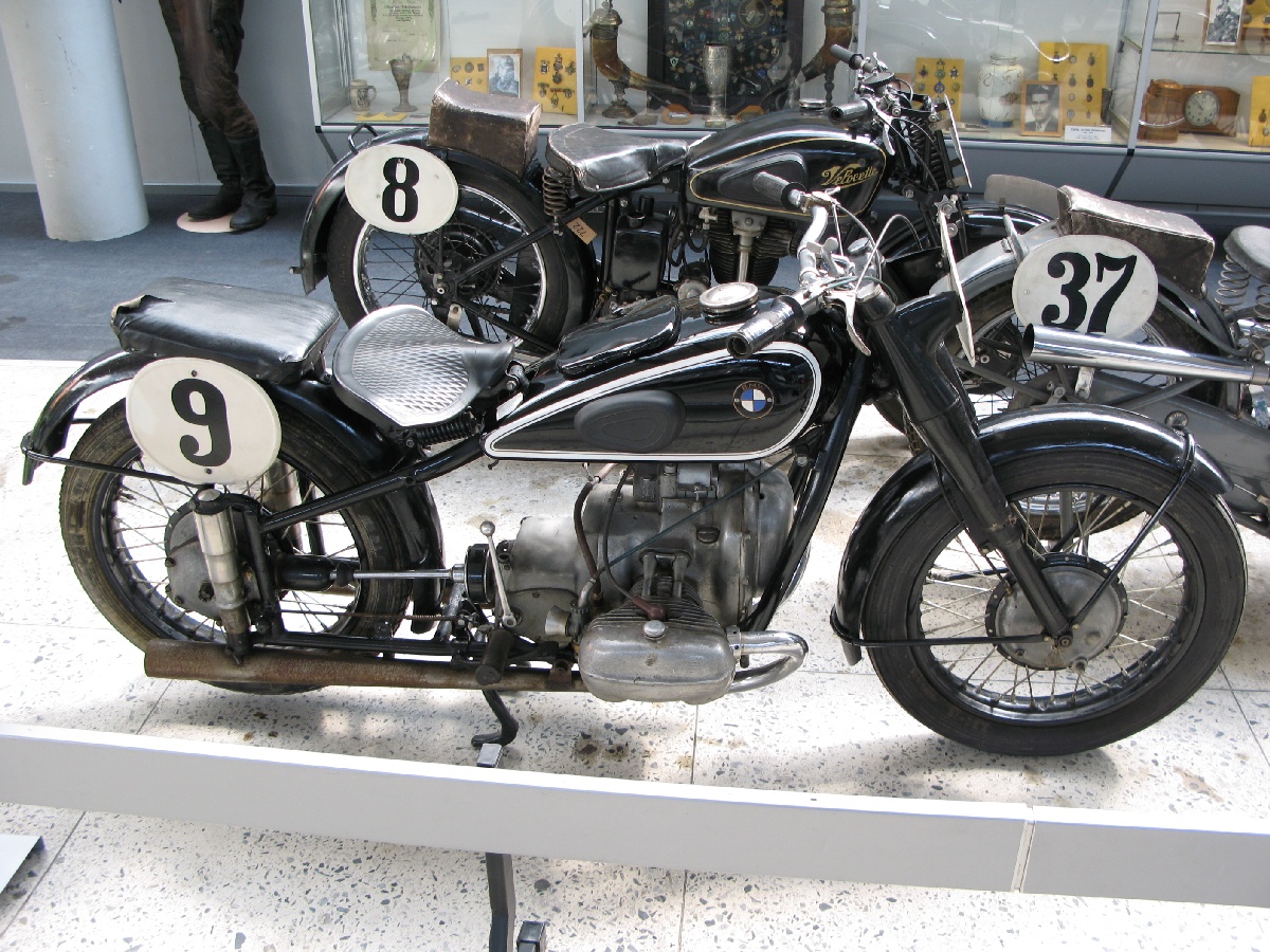 Мотоцикл BMW-R51 SS. 1939. Рижский Моторный музей. 