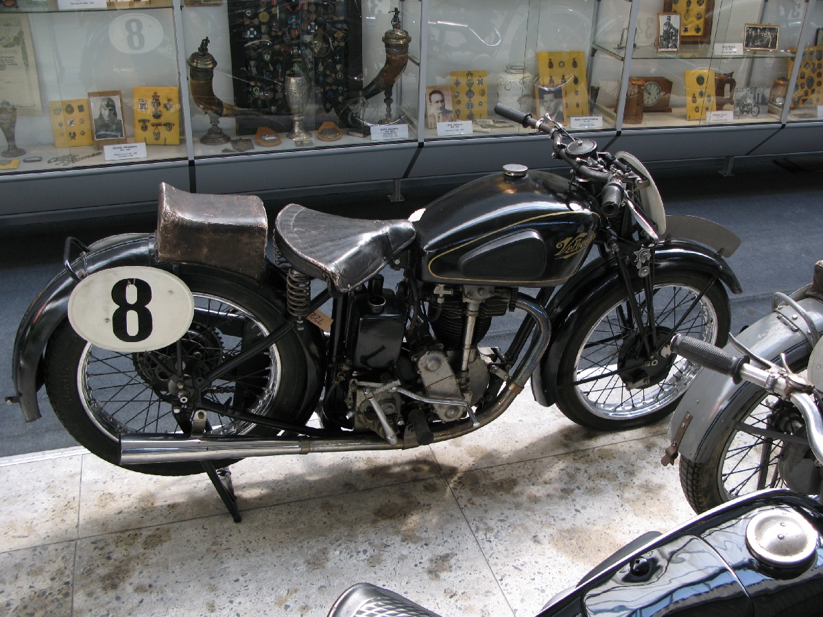 Мотоцикл VELOCETTE KSS350. 1939. Рижский Моторный музей. 