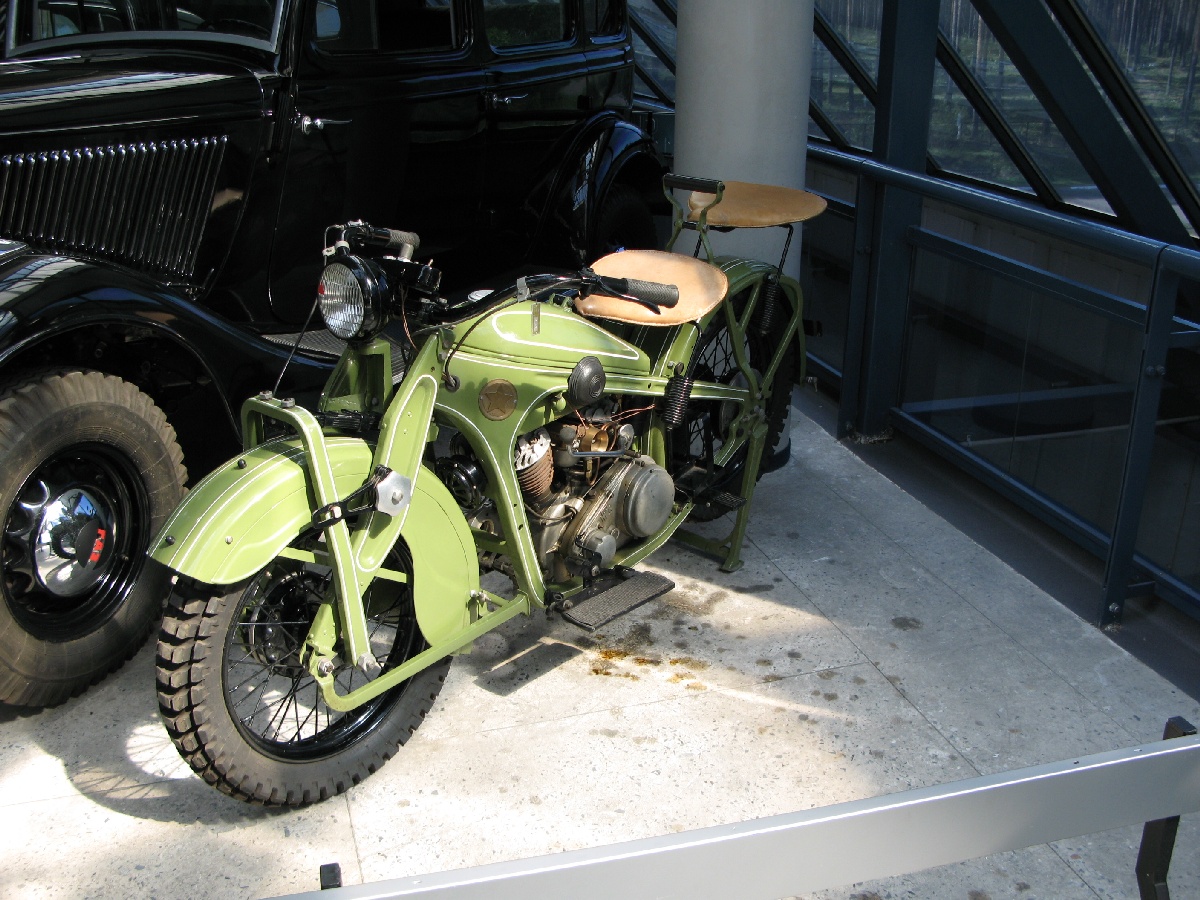 Мотоцикл. Рижский Моторный музей. 