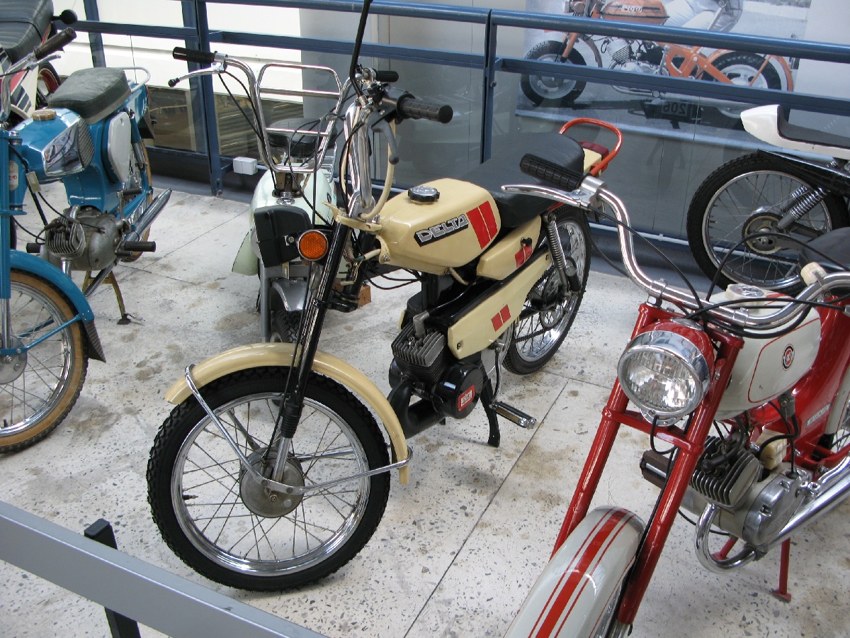 Мопед DELTA. Рижский Моторный музей. 