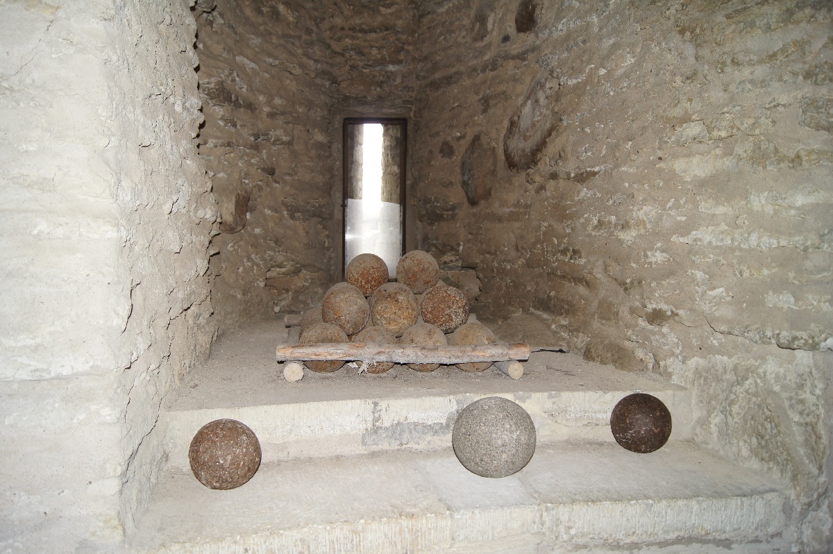 Inside cannon tower. Rakvere Castle.