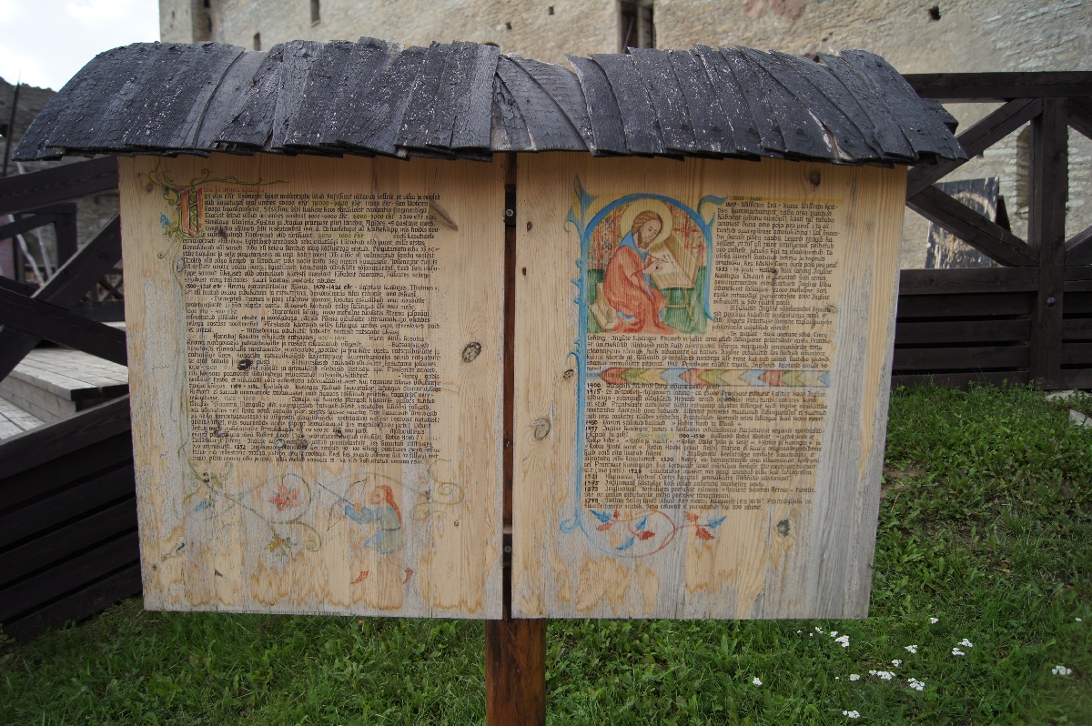 Информационная табличка.  Замок (городище) Раквере.