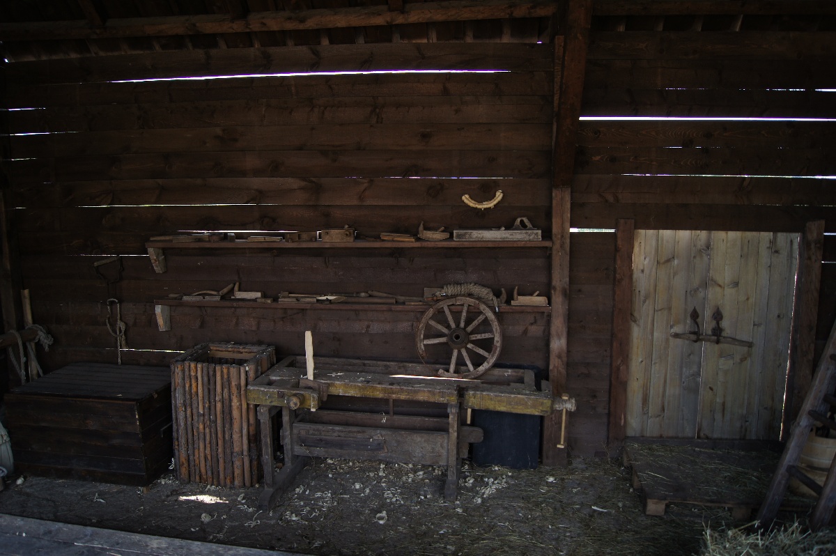 Мастерская плотника. Замок (городище) Раквере.