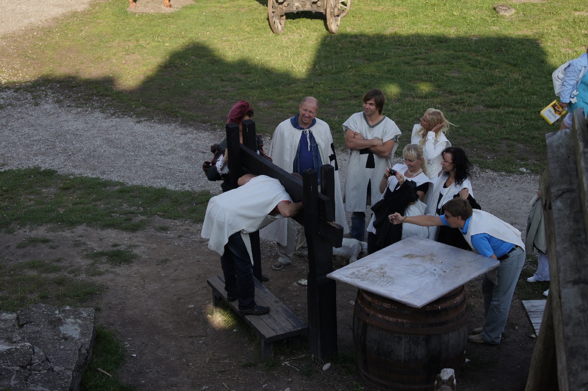 Так наказывали провинившихся. Замок (городище) Раквере.