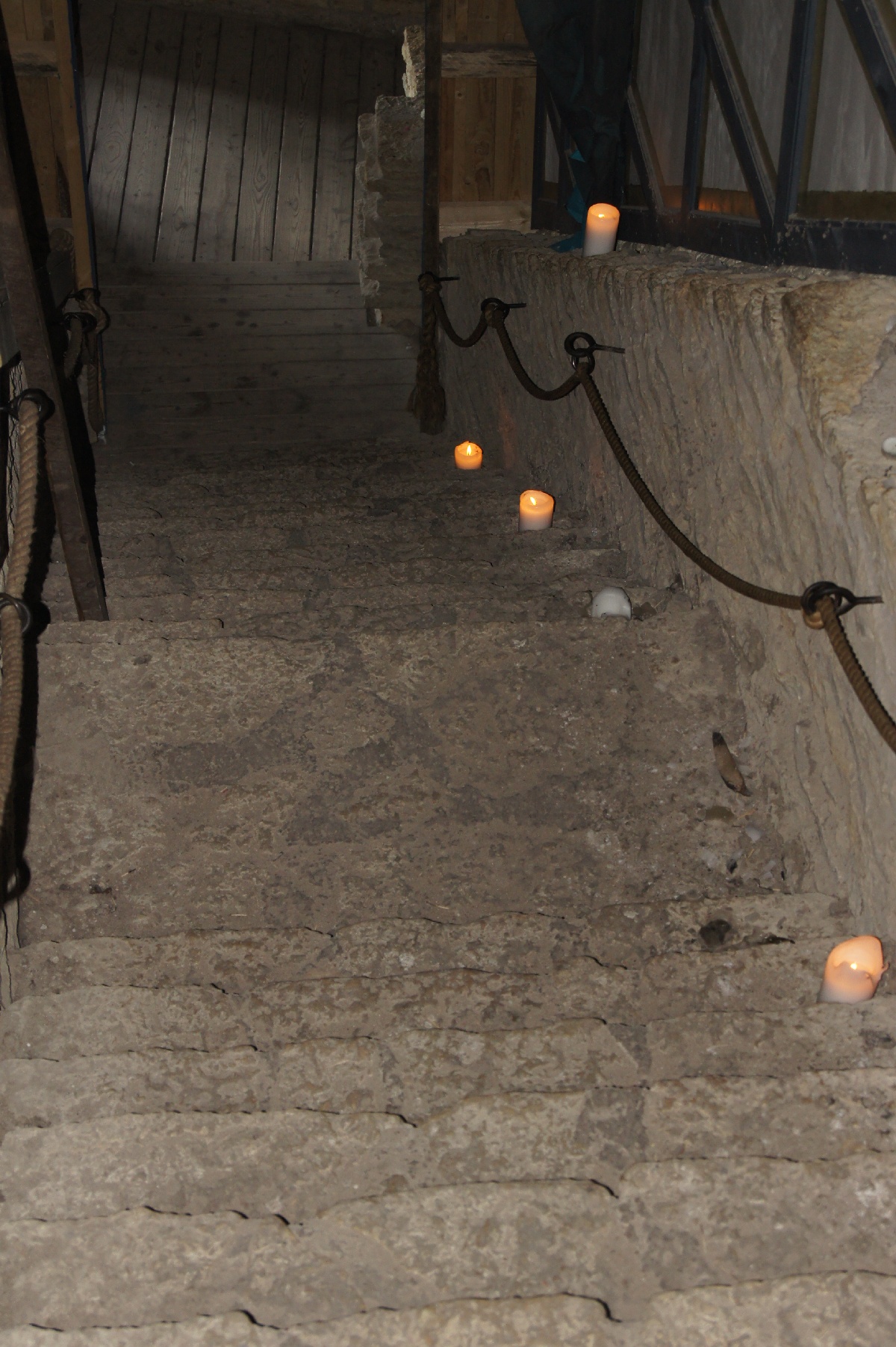 Лестница наверх. Замок (городище) Раквере.