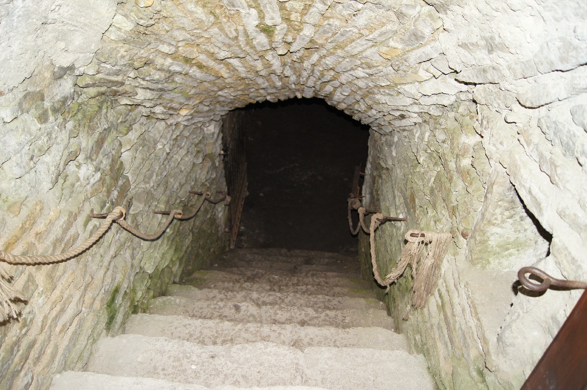 Винный погреб. Замок (городище) Раквере.