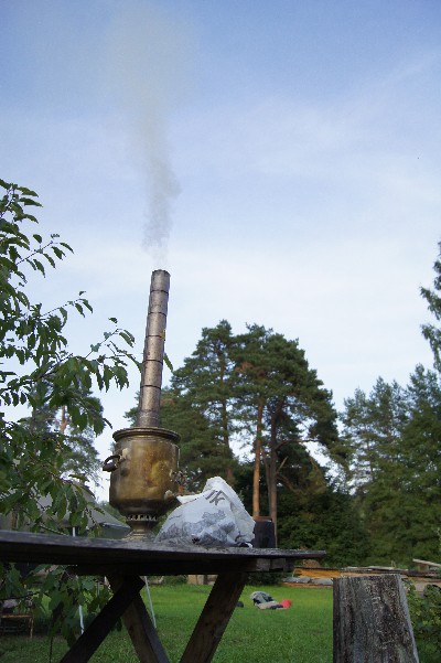 Алатскиви и ножи ручной работы.