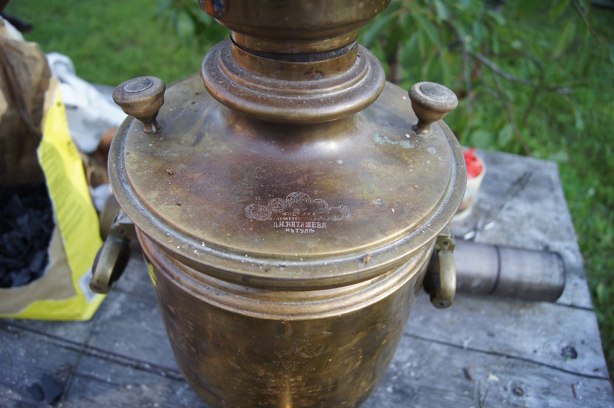 Самовар. Алатскиви Эстония (Alatskivi Eesti), ножи ручной работы