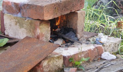 Алатскиви и ножи ручной работы.