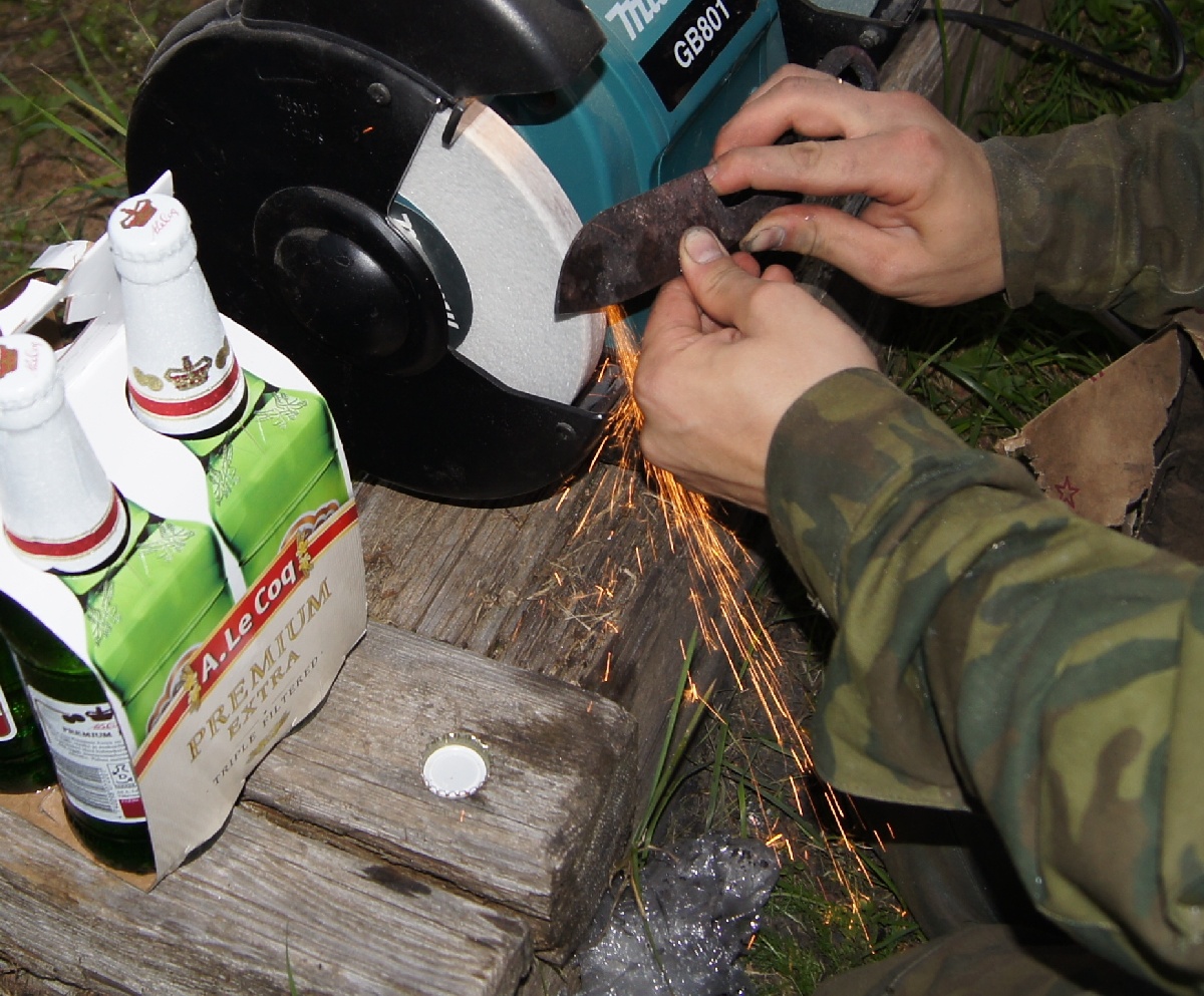 Кузнечная работа. Алатскиви Эстония (Alatskivi Eesti), ножи ручной работы