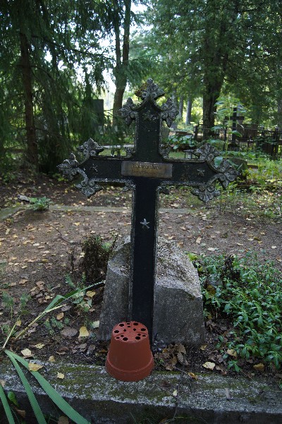 Alatskivi cemetery.