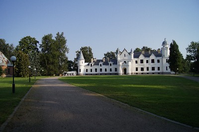 Замок (дворец) Алатскиви