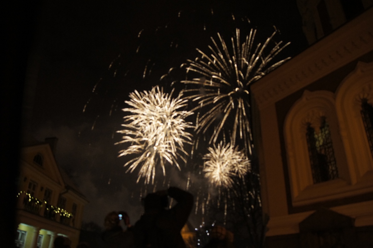 Салют. Новый год 2012, Таллинн, старый город.