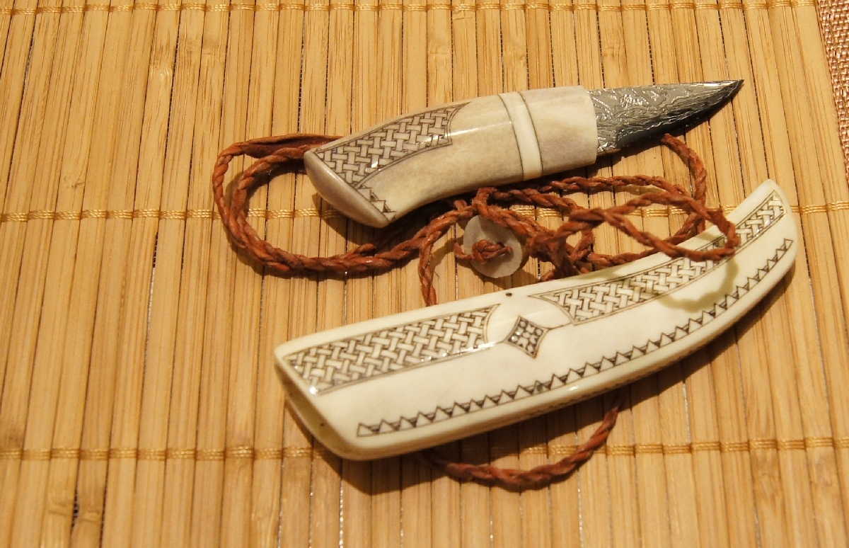 P-O Eklund. Helsinki Knife Show 2012.