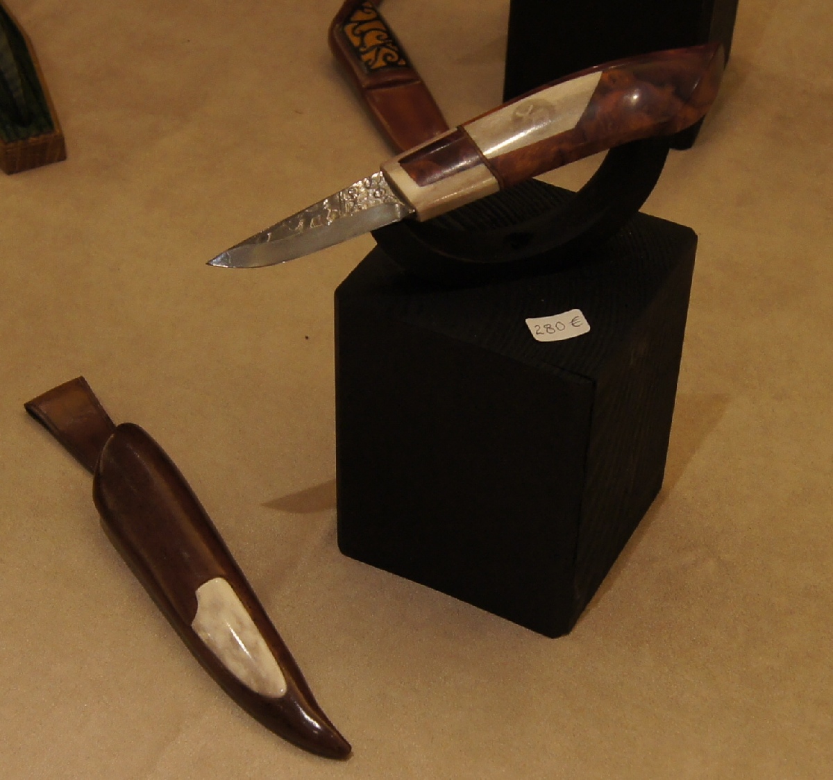 Jonas Myhr. Helsinki Knife Show 2012.