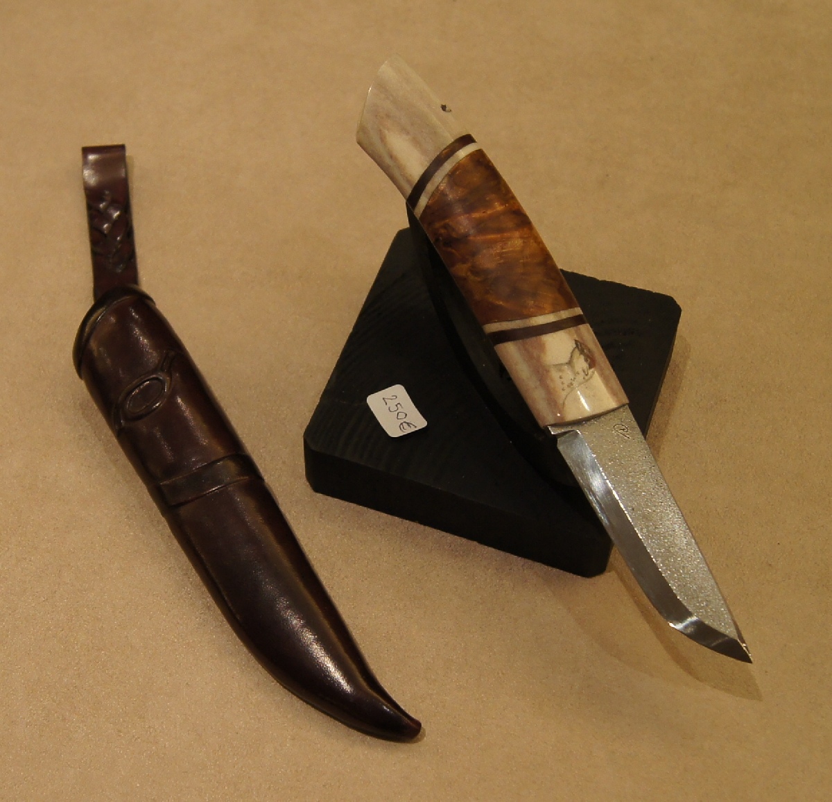 Jonas Myhr. Helsinki Knife Show 2012.