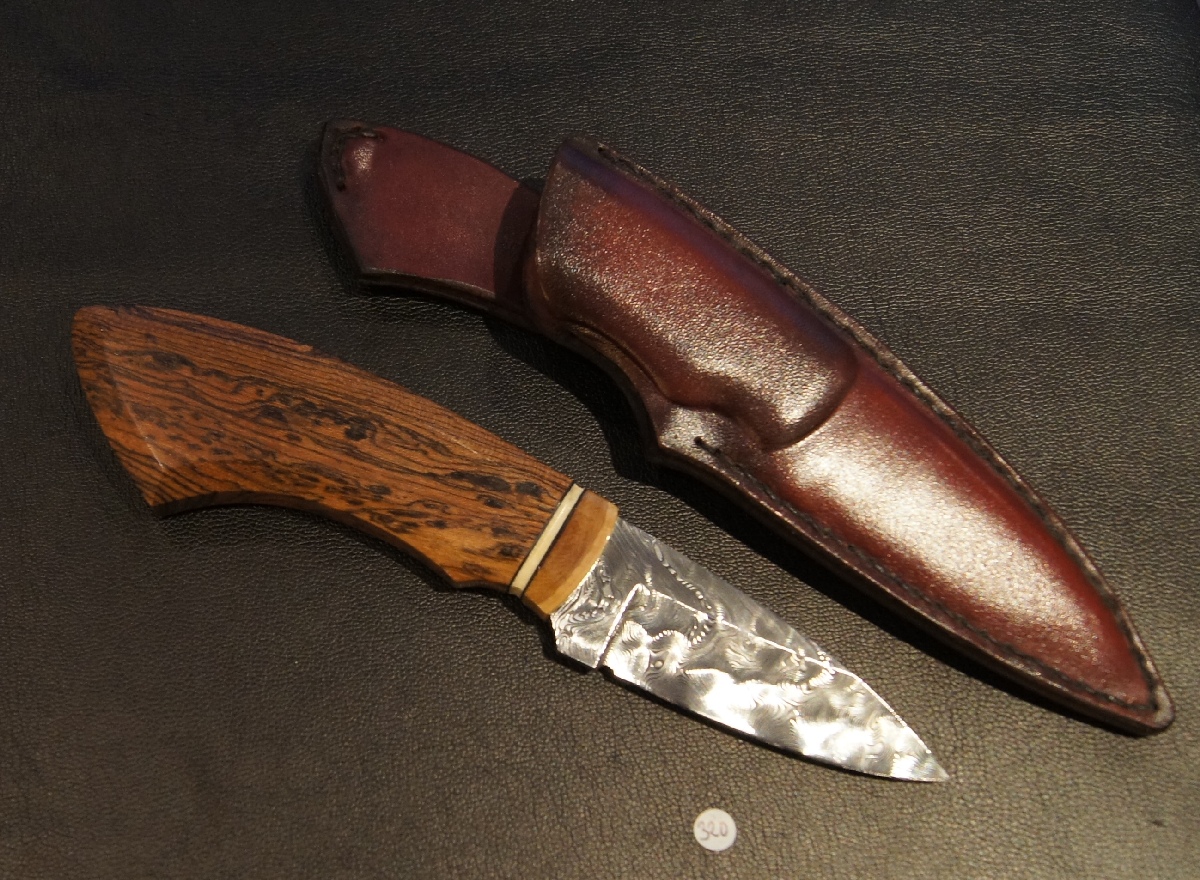 carlMichael Almqvist. Helsinki Knife Show 2012.