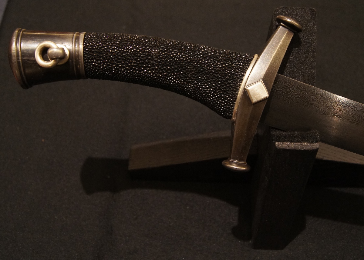 Peter Johnsson. Helsinki Knife Show 2012.