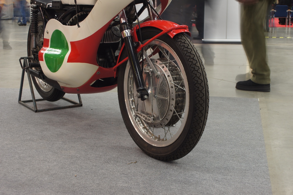 Yamaha TD 2 250. MP 12 Motorcycle Show.