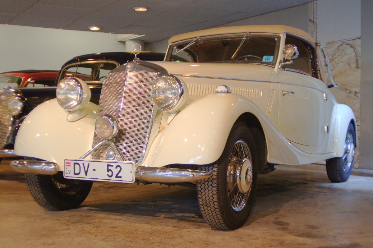 Mercedes Benz 170V Cabriolet 