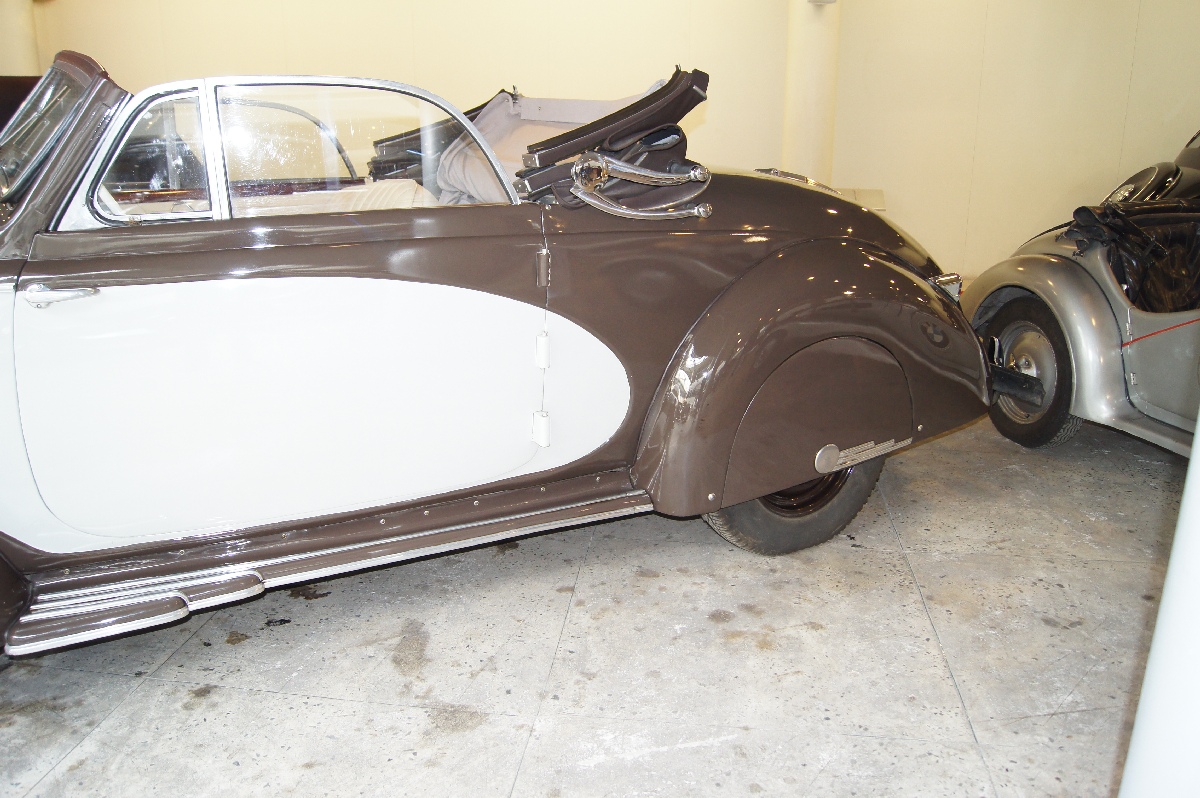 Opel Admiral, 1938.  Рижский Моторный музей.