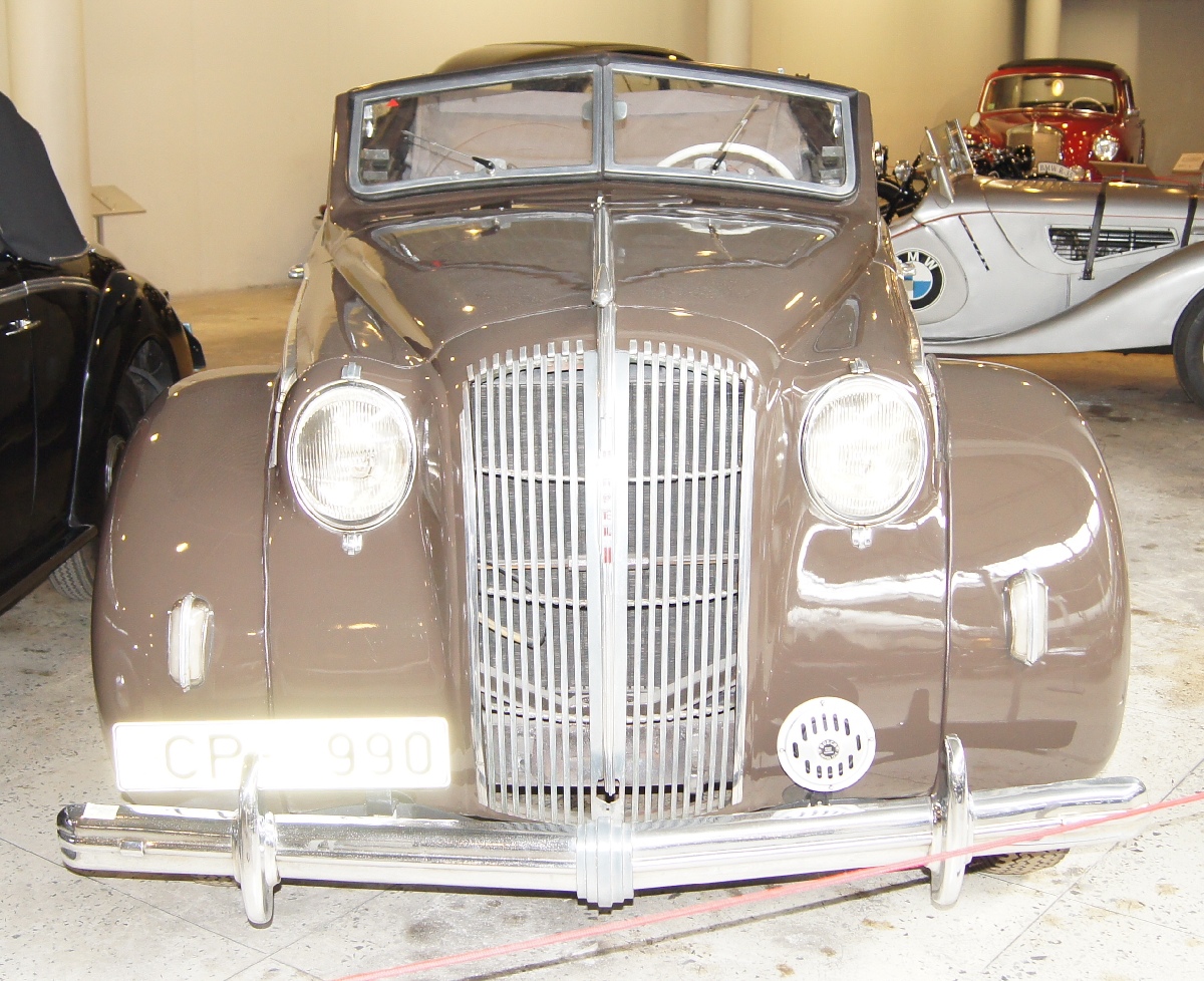 Opel Admiral, 1938.  Рижский Моторный музей.