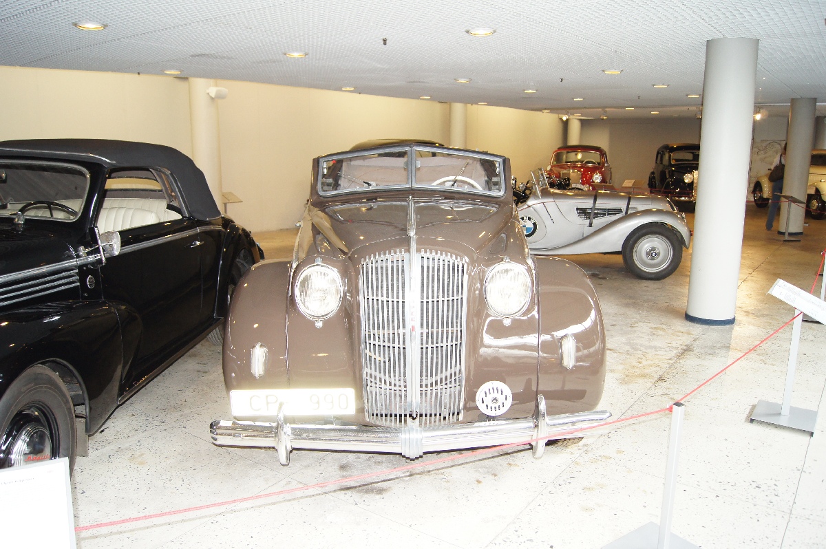Opel Admiral, 1938.  Рижский Моторный музей.