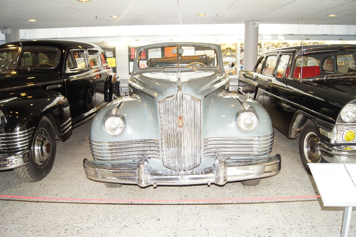 ZiS 110 B (ЗиС 100 В), 1950.  Рижский Моторный музей.