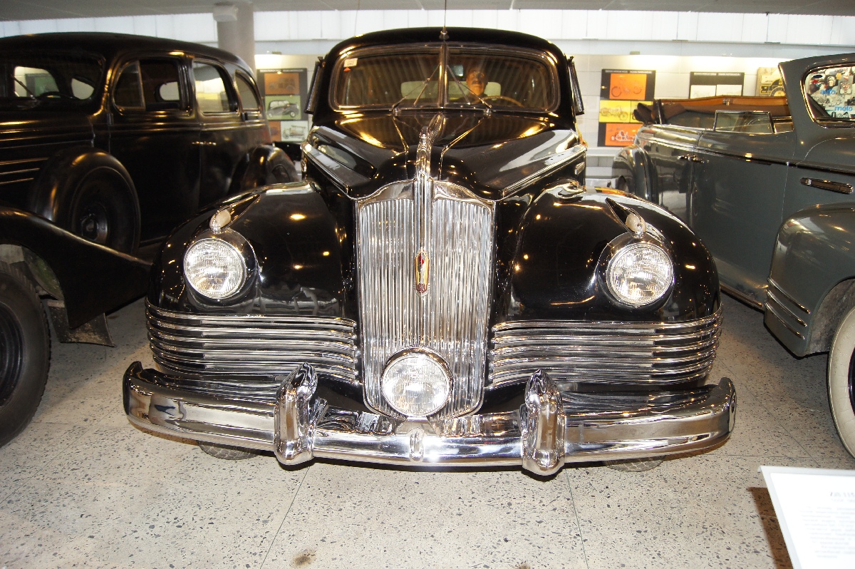 ZiS 115 S (ЗиС 115 С), 1950.  Рижский Моторный музей.