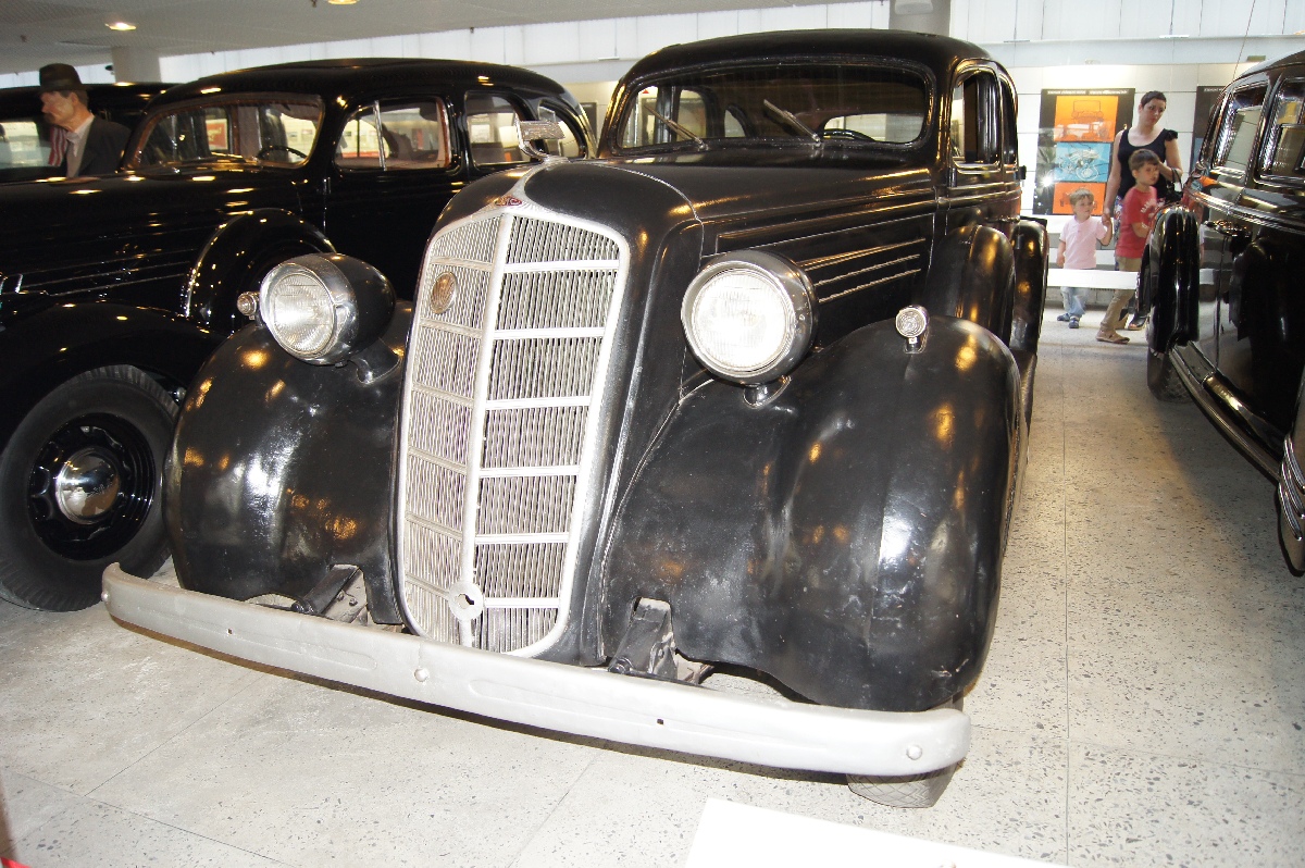 ZiS 101 (ЗиС 101), 1937.  Рижский Моторный музей.