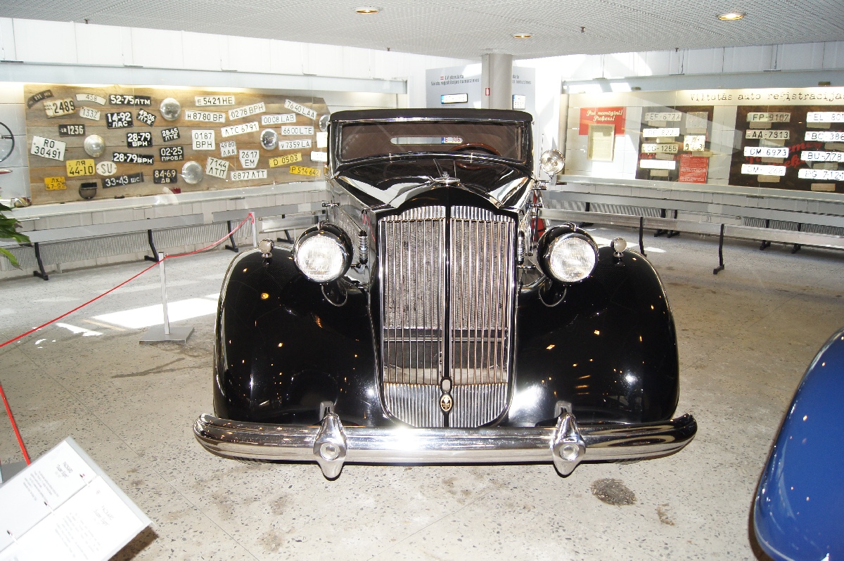 Packard 