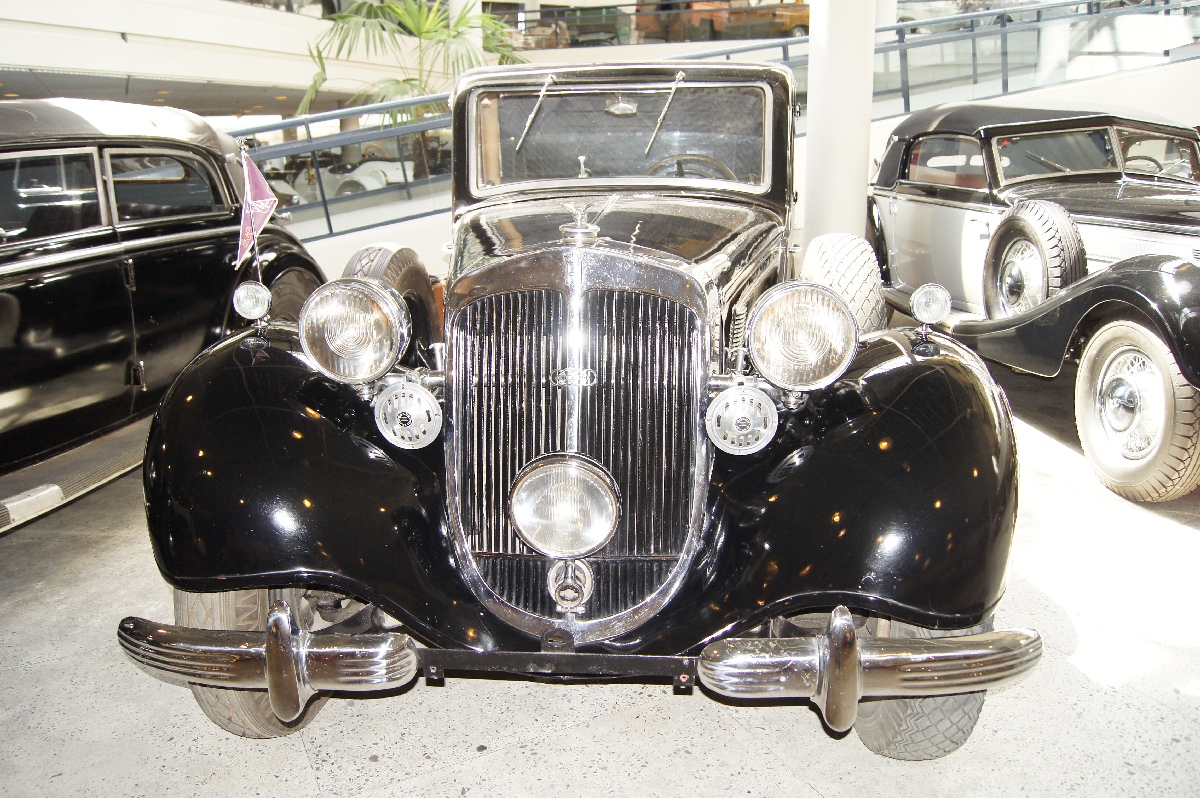 Horch 951 A, 1939.  Рижский Моторный музей.