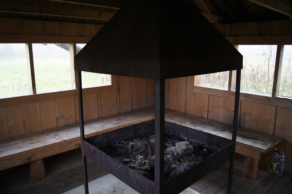 Kaubaru metsaonn. Разведка пикниковых мест RMK.