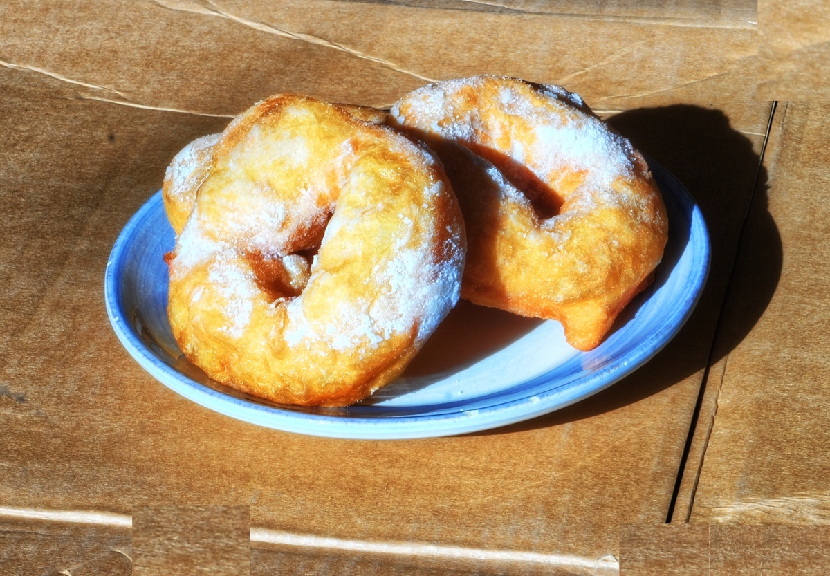  Donuts and green Chinese tea.