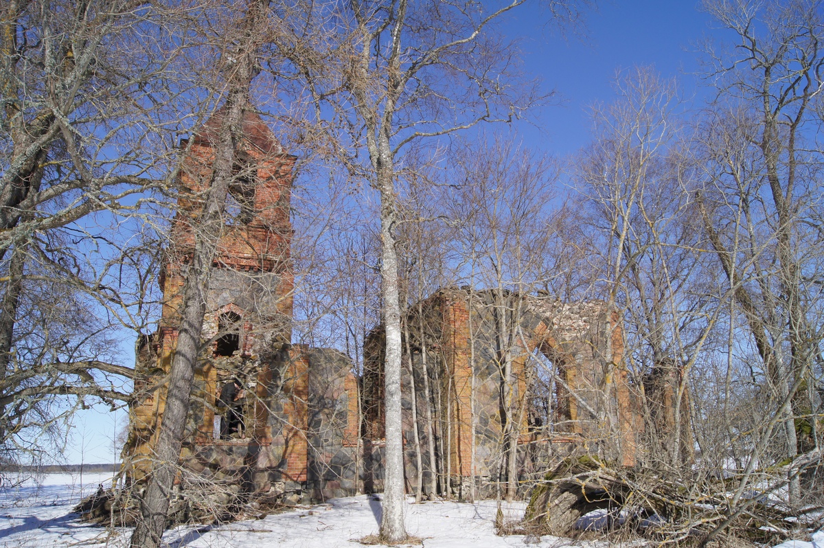  Silla Russian Orthodox Church, ruins.