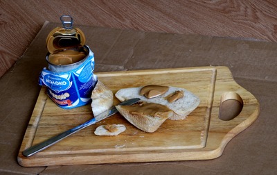 Italian bread and cooked condensed milk