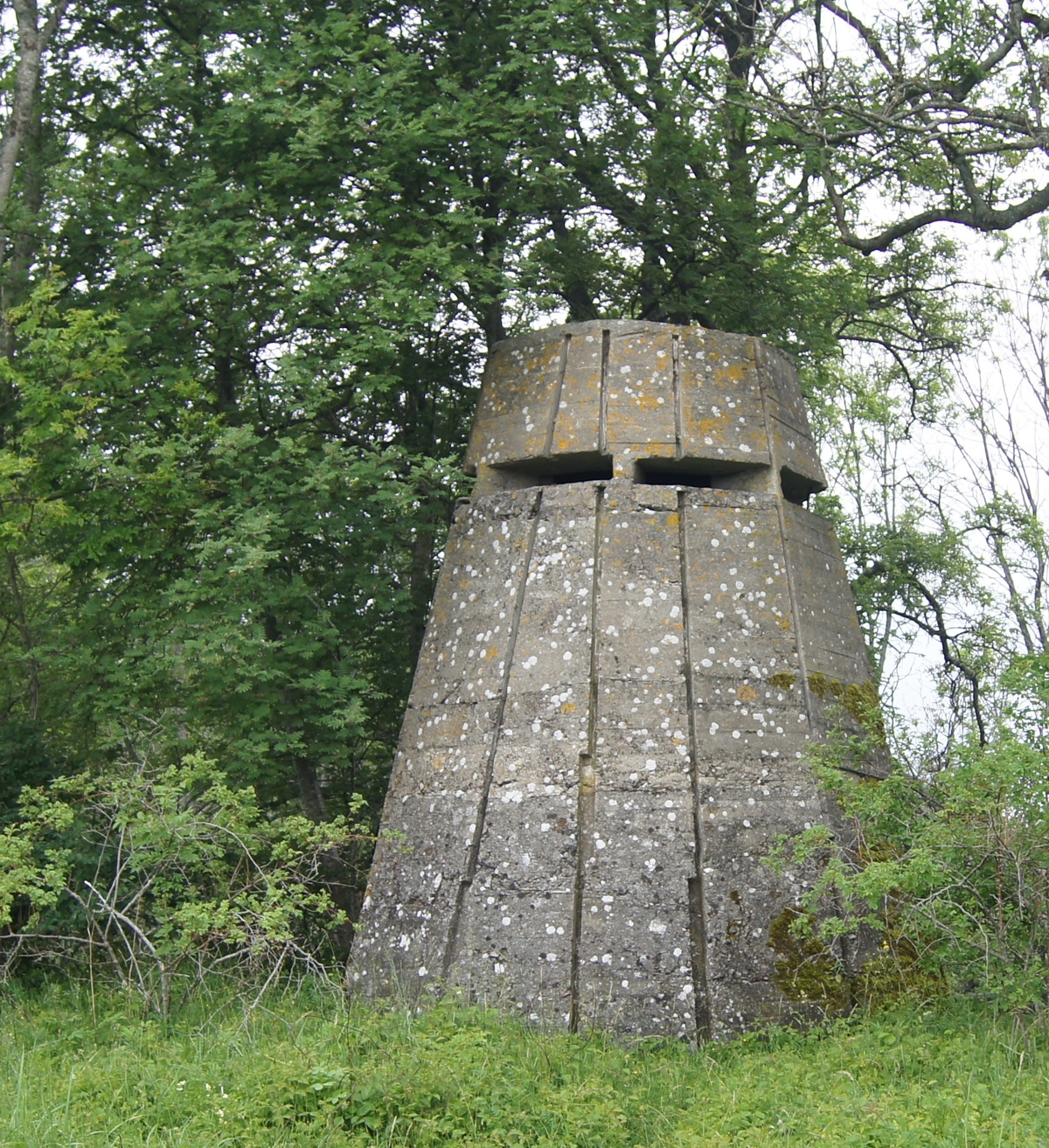  Береговая батарея на острове Осмуссаар.