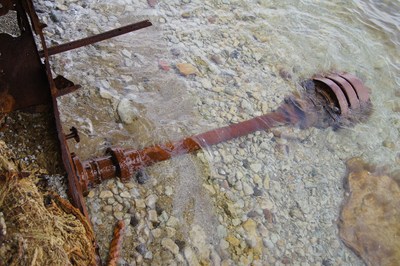 Ржавый корабль острове Осмуссаар