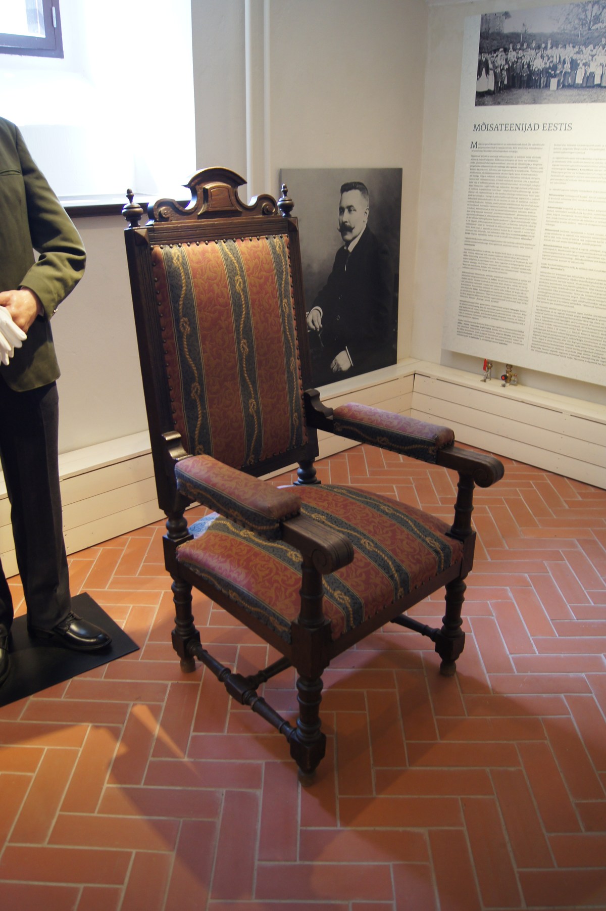 Chair. Alatskivi castle.