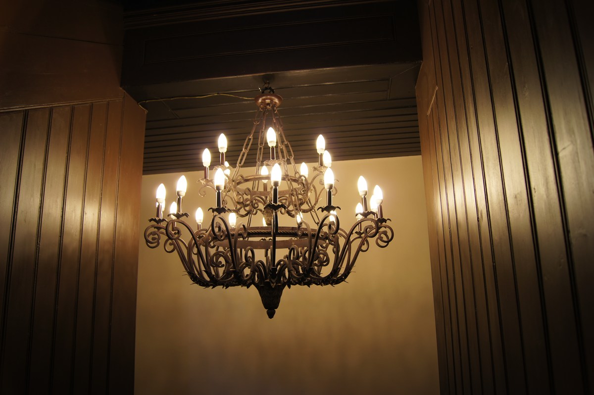 Сhandelier.  Alatskivi castle.